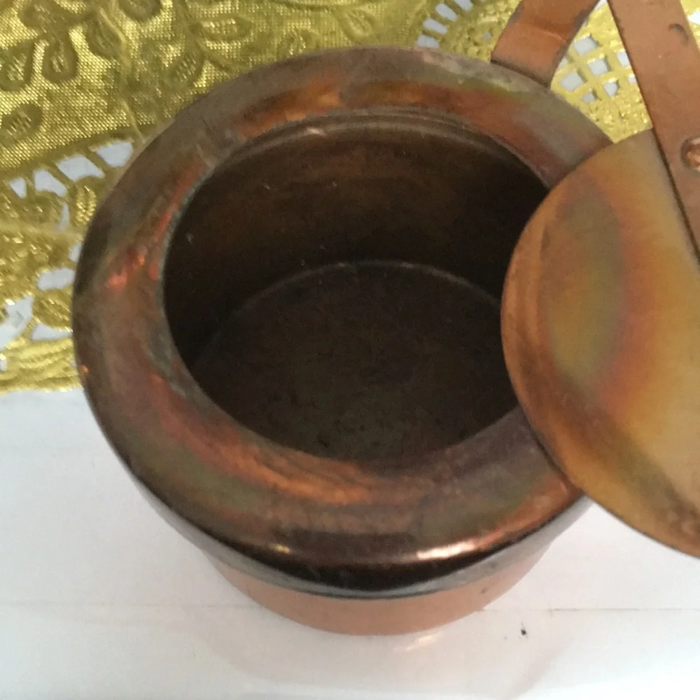 Vintage copper and brass cookware/ serving pieces, multi-use - Picture 6 of 8